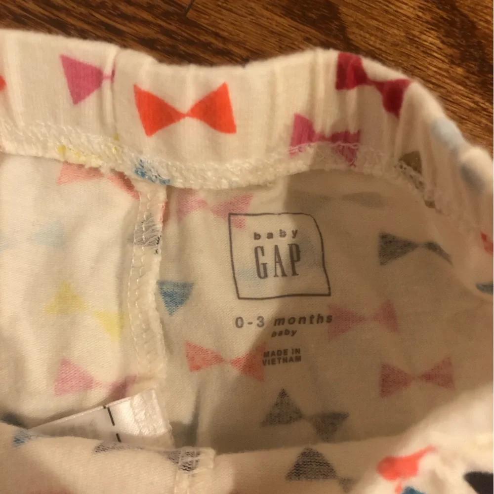 GAP euc white